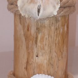 Świecznik rustykalny z drewna z odzysku