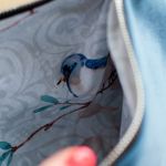 Brudnoniebieska welurowa kosmetyczka podróżna - 