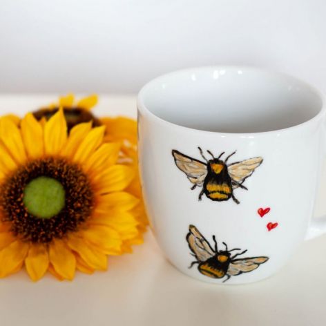 Kubek - zakochane pszczoły