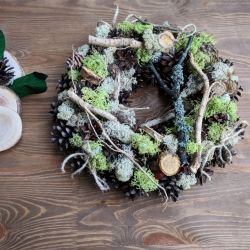 Naturalny wianek jesienny, dekoracja stołu