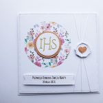 Urokliwa kartka na Komunię ręcznie robiona - Subtelna pamiątka Pierwszej Komunii Świętej