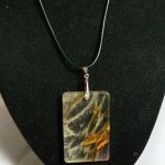 Kwarc rutylowy - włosy Wenus, duży prostokąt, wisior na rzemieniu - 