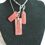 Kamień miłości - różowy kwarc mszysty. Zestaw eleganckiej biżuterii - 