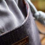 Szara listonoszka z kominem z ciemnego weluru - 