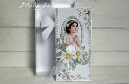 Kartka na komunię z dziewczynką i rumiankami