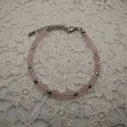 Delikatna bransoletka z chalcedonem 08