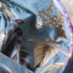 Szary duży składany plecak kurierski w kwiaty I - 