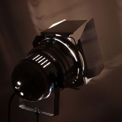 LAMPA STOJĄCA REFLEKTOR LOFT DESIGN TRIPOD II