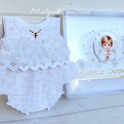 Komplecik gratulacyjny na Chrzest dziewczynki 