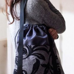 Ciemnoszara torebka z kominem