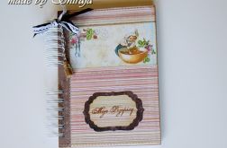 Przepiśnik-kuchnia pachnąca cynamonem