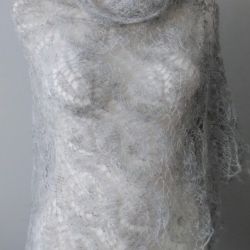 Chusta mgiełka w jasnej szarości 