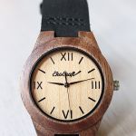 Drewniany damski zegarek WAGTAIL - 