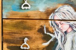 Artystyczna komoda z motywem anioła, rustykalny klimat, salon, sypialnia