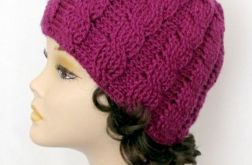 Czapka śliwkowa - warkocze szydeiem