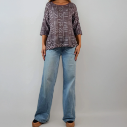 Czekoladowy sweter damski zygzak