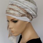 letni turban ROZBIELONY - szarfa wiązana z boku głowy