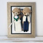 Maskotki ślubne misie w złotej ramce - prezent ślubny