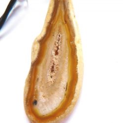 Żółty naturalny, nieregularny agat z kryształem, wisiorek