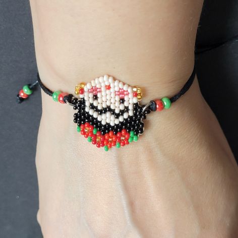 Bransoletka na sznurku Frida w czerwonym z koralików Preciosa