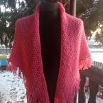 Różowa chusta na drutach - duża chusta