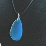 Nieregularny niebieski duży agat, wisiorek - 