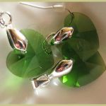 Zielone kryształki w srebrze, wisorek i kolczyki, serduszka - 