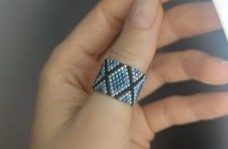 Pierścionek z koralików