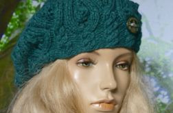 Beret w warkocze w kolorze butelkowej zieleni Beret w warkocze w kolorze butelkowej zieleni