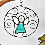 Bombka / zawieszka Aniołek turkus Tiffany - ozdobiona drutem miedzianym