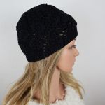 Czapka ręcznie robiona czarna - 