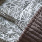 Pudrowa shopperka z grubego sztruksu I - 