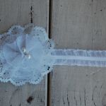 Opaska niemowlęca - "Delikatność w bieli" - 