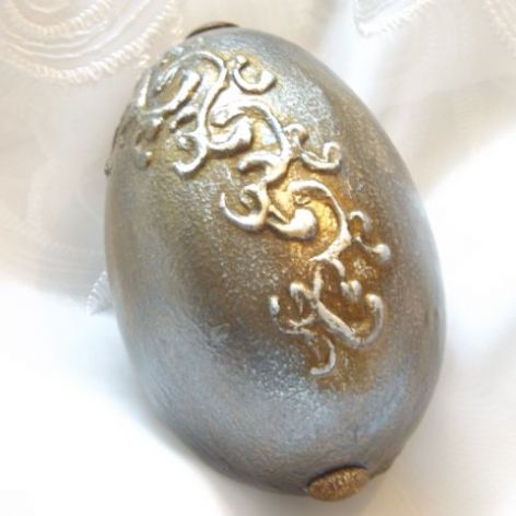 Pisanka  " Metaliczne reliefy III"