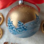 Ręcznie malowana bombka zimowy krajobraz (2), 10 cm - Druga strona