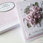 Kartka W DNIU ŚLUBU różowo-srebrna - Różowo-srebrna kartka na ślub w pudełku
