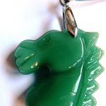 Zielony Jadeit chiński rzeźbiony wisiorek koń - 