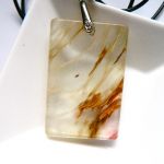 Kwarc rutylowy - włosy Wenus, duży prostokąt, wisior na rzemieniu - 