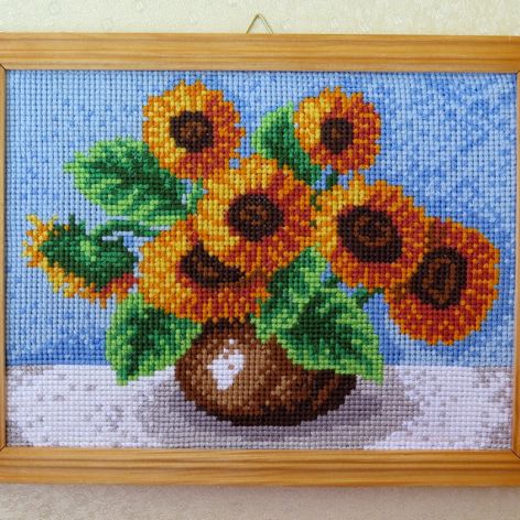 Obraz haftem malowany "Słoneczniki w wazonie"