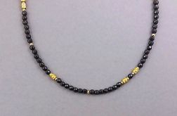 Naszyjnik czarny.