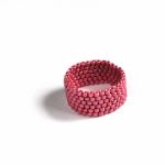 Pierścionek koralikowy różowy 2 - pierścionek różowy