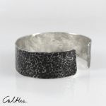Lawa - metalowa bransoletka (2100-21) - Bransoleta w kolorze srebra