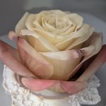 Świeca dekoracyjna róża  - 