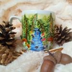 Jeżyk mazurek i źródło słoneczne ręcznie malowany kubek 270 ml. - ręcznie malowany