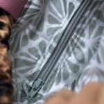 Brązowo-beżowy workoplecak mini panterka - 