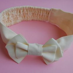 Opaska niemowlęca - Kokardka w śmietanie