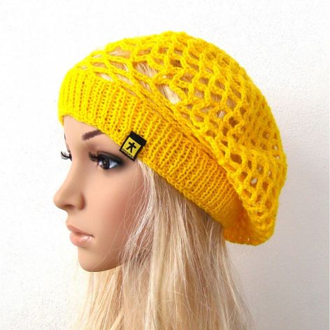 żółty ażurowy beret, na wiosnę:)