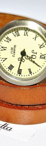 Zegarek Retro skórzany z zawieszką 