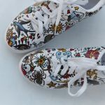 Ręcznie malowane sneakersy w stylu RETRO TATTOO - buty na wiosnę