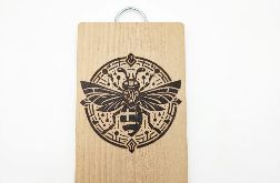 drewniana deska kuchenna pszczoła grawer